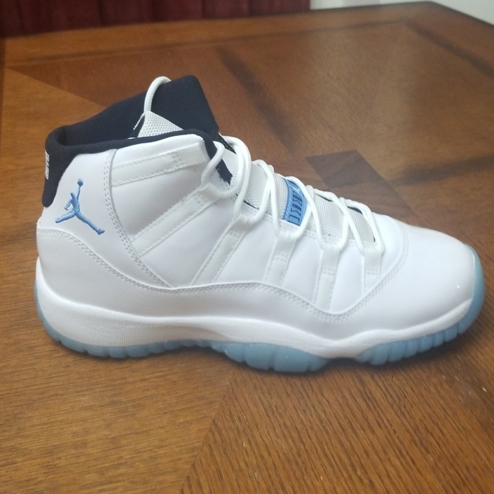 Jordan's 11 Columbia